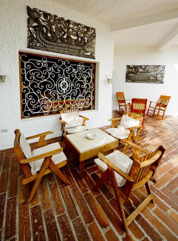 Hotel Mont Joli Cap-Haitien Exterior photo